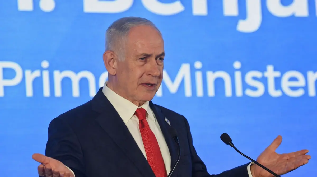 Benjamin Netanyahu speaking at a conference addressing the US Iran nuclear deal and nuclear negotiations
